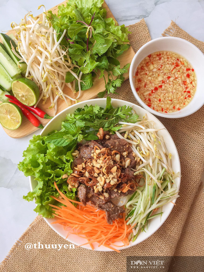 Cuối tuần đổi món với bún bò xào Nam Bộ - Ảnh 2. Cuối tuần đổi món với bún bò xào Nam Bộ - Ảnh 2.