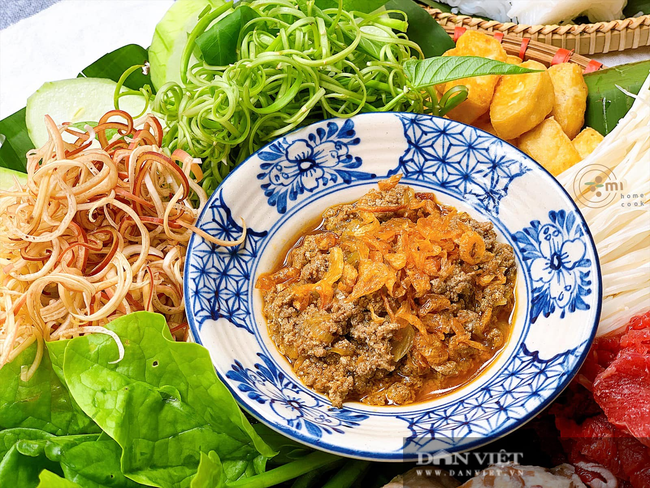 Lẩu riêu cua bắp bò cho ngày hè nóng bức - Ảnh 2. Lẩu riêu cua bắp bò cho ngày hè nóng bức - Ảnh 2.