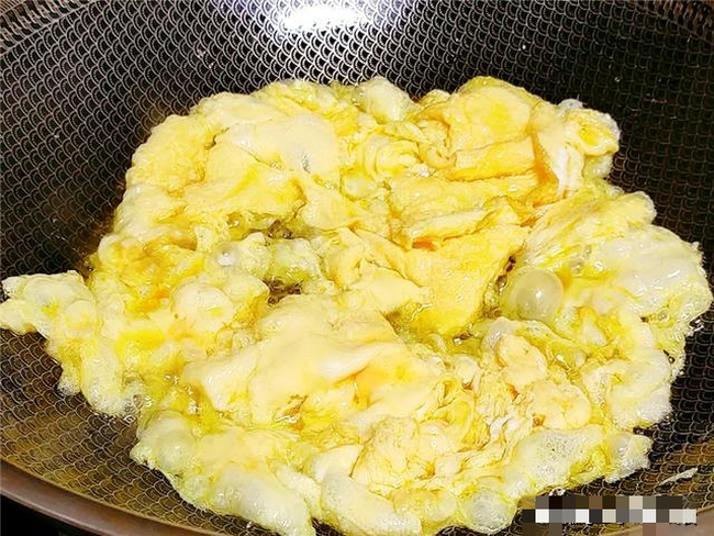 Xào mướp đừng cho trực tiếp vào chảo, thêm 1 bước này sẽ không bị thâm đen, ngấm dầu - Ảnh 5.