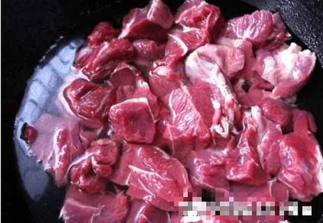 Dùng loại nước này hầm thịt bò, bắc nồi ra là bạn "say" luôn, thịt bỏ thì mềm thơm nức - Ảnh 1. Dùng loại nước này hầm thịt bò, bắc nồi ra là bạn "say" luôn, thịt bỏ thì mềm thơm nức - Ảnh 1.