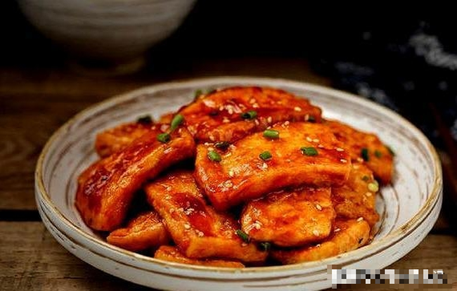 Đậu phụ chiên giòn chua ngọt, món mới lạ đảm bảo bạn thích mê - Ảnh 1. Đậu phụ chiên giòn chua ngọt, món mới lạ đảm bảo bạn thích mê - Ảnh 1.