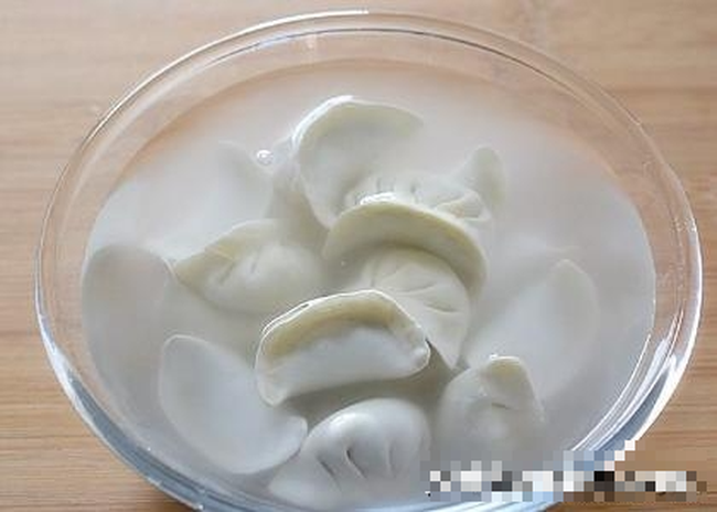 Nấu sủi cảo đông lạnh không vỡ nát cần nắm vững 3 tuyệt chiêu này - Ảnh 4. Nấu sủi cảo đông lạnh không vỡ nát cần nắm vững 3 tuyệt chiêu này - Ảnh 4.