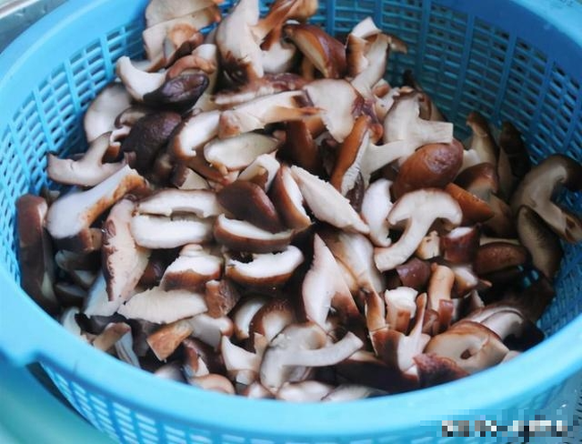 Xào rau - Ảnh 2. Xào rau - Ảnh 2.