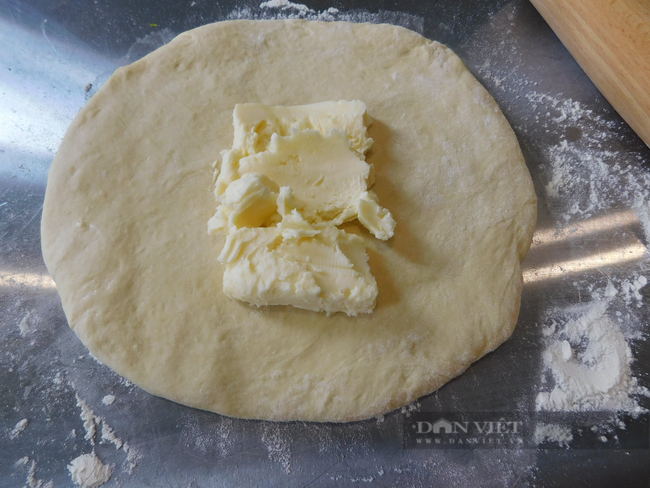 Bánh mỳ sừng trâu - Ảnh 2.