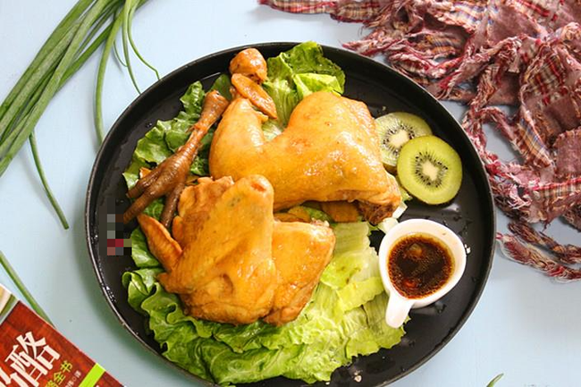 Luộc gà trong nồi cơm điện, không cần một giọt nước, thịt vẫn thơm ngon  - Ảnh 8.