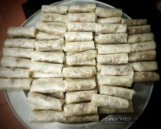 Muốn làm món nem rán đẹp mắt, giòn tan và bảo quản lâu, đừng bỏ qua những bí quyết này - Ảnh 2. Muốn làm món nem rán đẹp mắt, giòn tan và bảo quản lâu, đừng bỏ qua những bí quyết này - Ảnh 2.