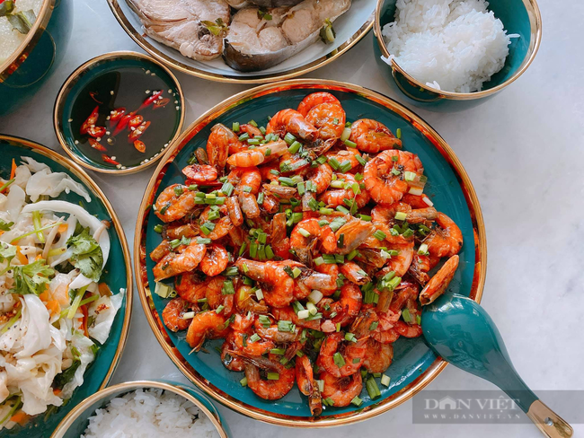Món tôm thịt rim không cần tẩm ướp, chỉ dùng bát nước mắm này là đủ - Ảnh 1.
