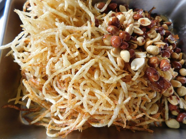 Biến tấu món khoai tây ngào mắm cho ngày gió lạnh - Ảnh 6.