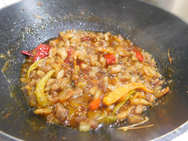 Món Tôm thịt kho quẹt chấm rau củ - Ảnh 6.