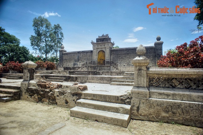 Bí mật phong thủy ẩn giấu trăm năm trong lăng mộ mẹ vua Khải Định - Ảnh 5.