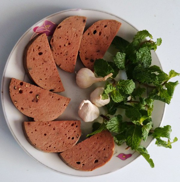 giò, giò lụa, giò me, giò bì, giò xào, giò ngựa, giò bò giò, giò lụa, giò me, giò bì, giò xào, giò ngựa, giò bò