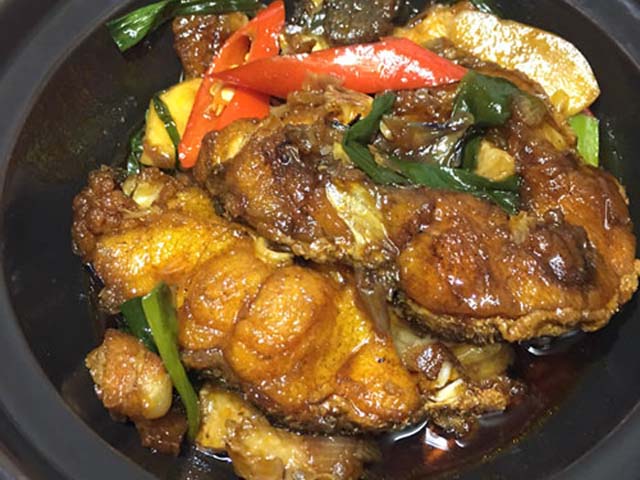 Các món kho ngon tại Cơm niêu Thúy Nga