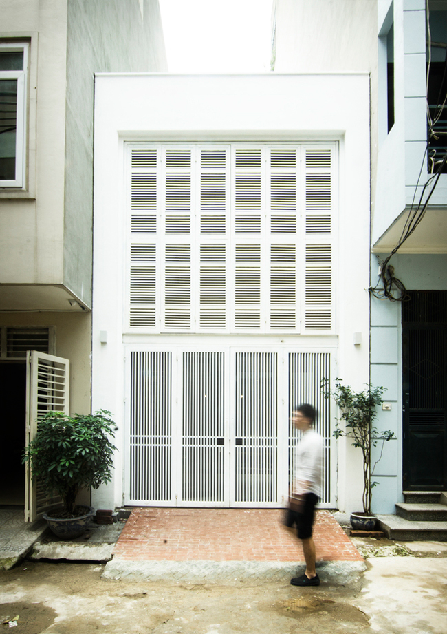 “soai ca” ha noi xay nha 2 tang tang vo chi voi 495 trieu dong hinh anh 1