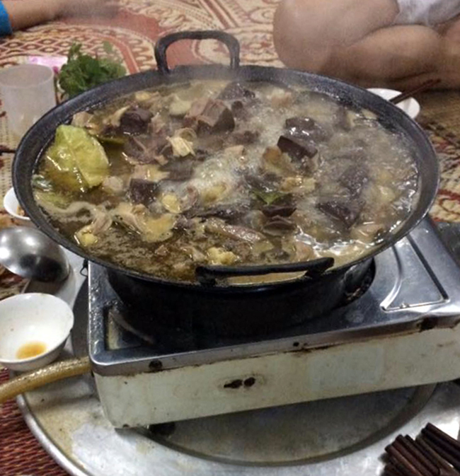 phat hoang voi nhung mon an nghe ten la nguong, nhin la do mat hinh anh 14
