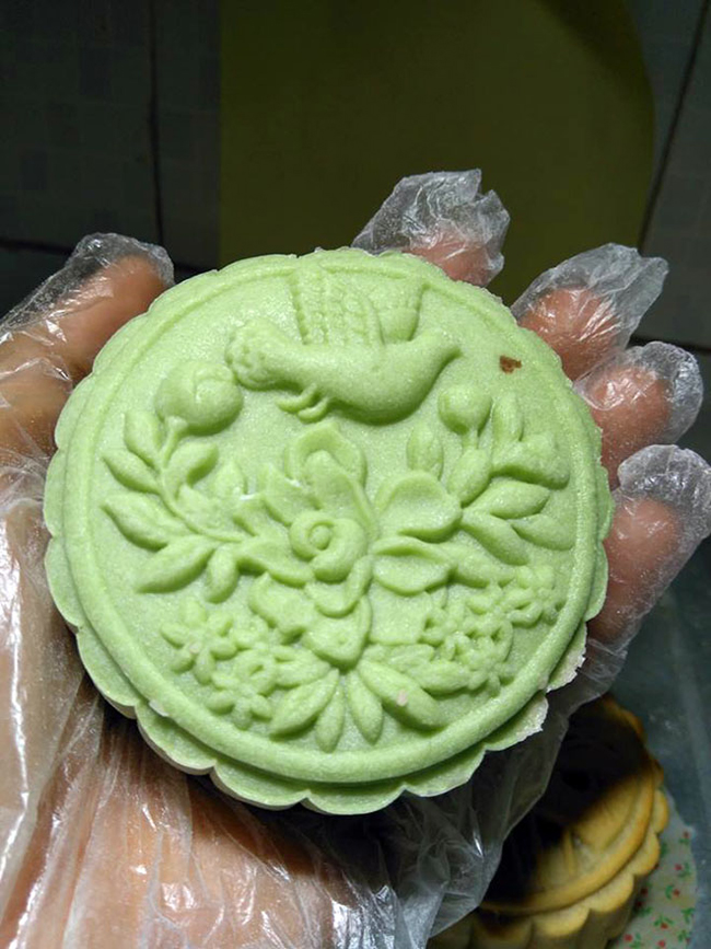 nhung me banh trung thu dep sieu cap khien cu dan mang nga mu than phuc hinh anh 17