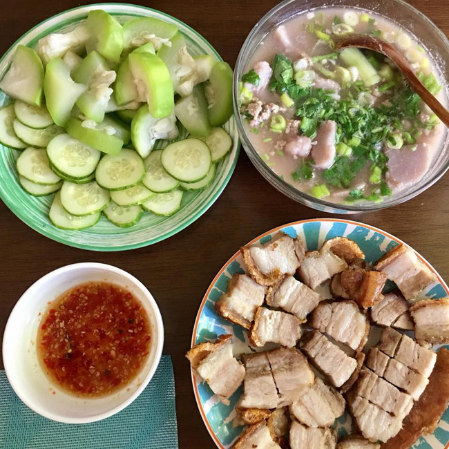 me viet xa xu khoe mam com toan mon viet ngon khong cuong noi hinh anh 16