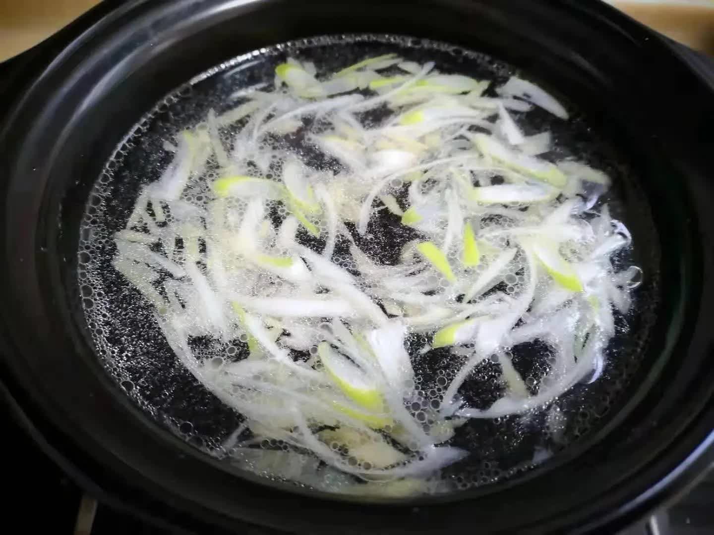 Loại củ bổ dưỡng hơn khoai môn đem nấu thành món ăn vừa ngon lại có tác dụng giảm ho, bổ tỳ!- Ảnh 8. Loại củ bổ dưỡng hơn khoai môn đem nấu thành món ăn vừa ngon lại có tác dụng giảm ho, bổ tỳ!- Ảnh 8.