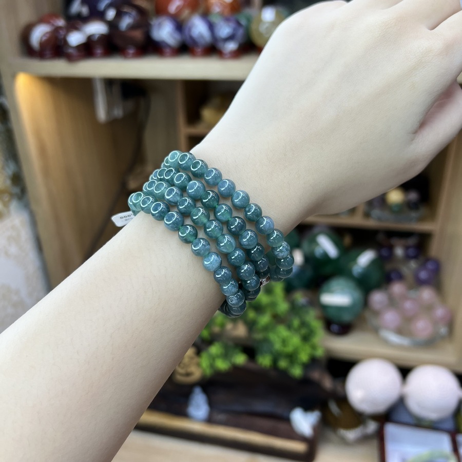 Ý nghĩa của vòng quấn tay đá Ngọc Lam