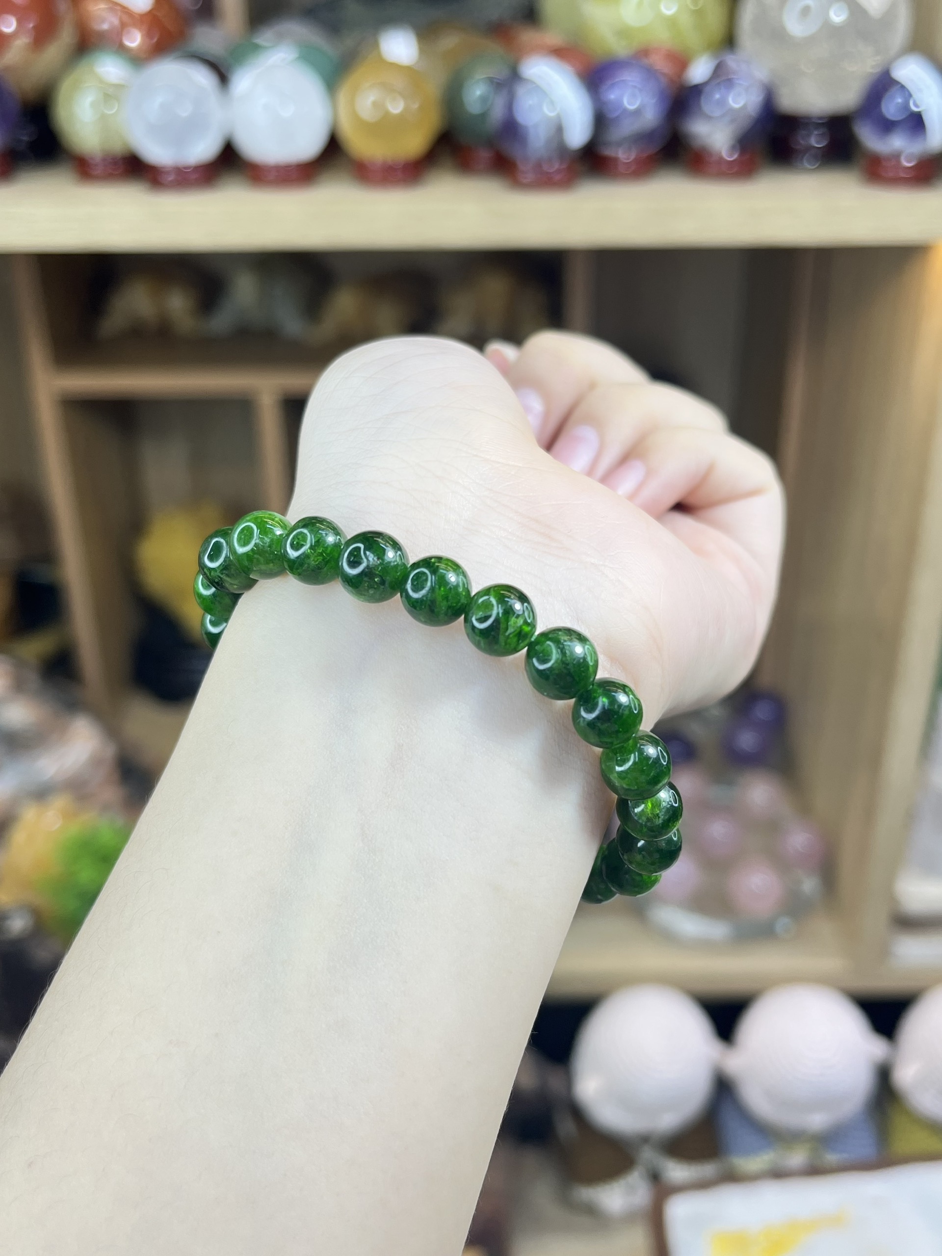 Chuỗi Vòng Đá Diopside Đeo Tay
