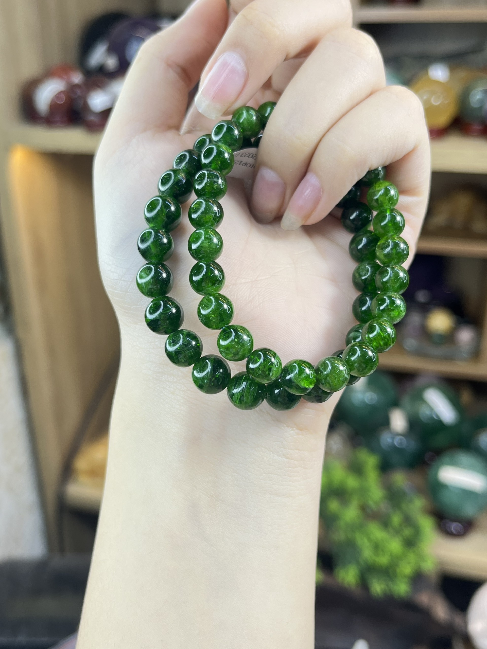 Chuỗi Vòng Đá Diopside Đeo Tay