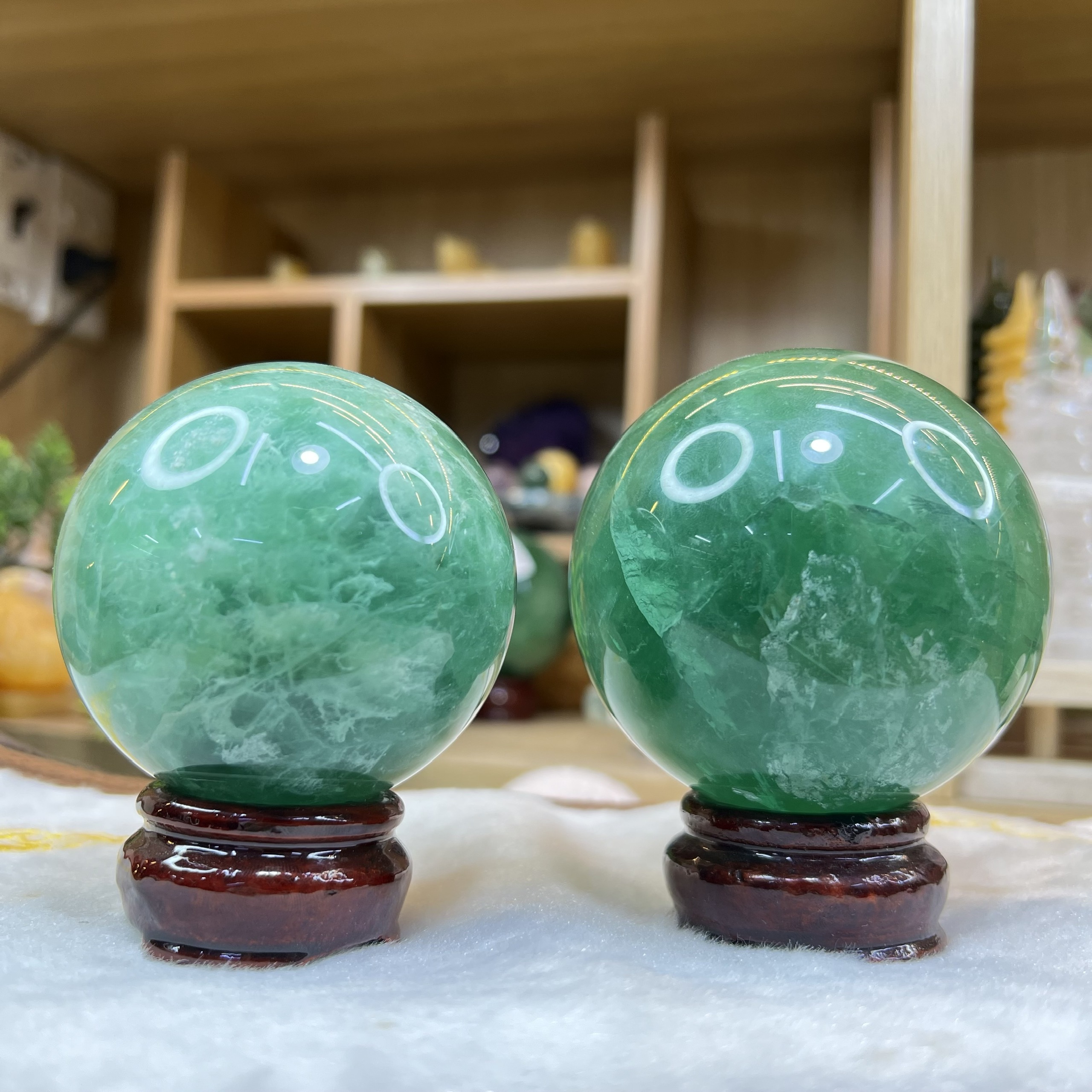 Quả Cầu Đá Flourite