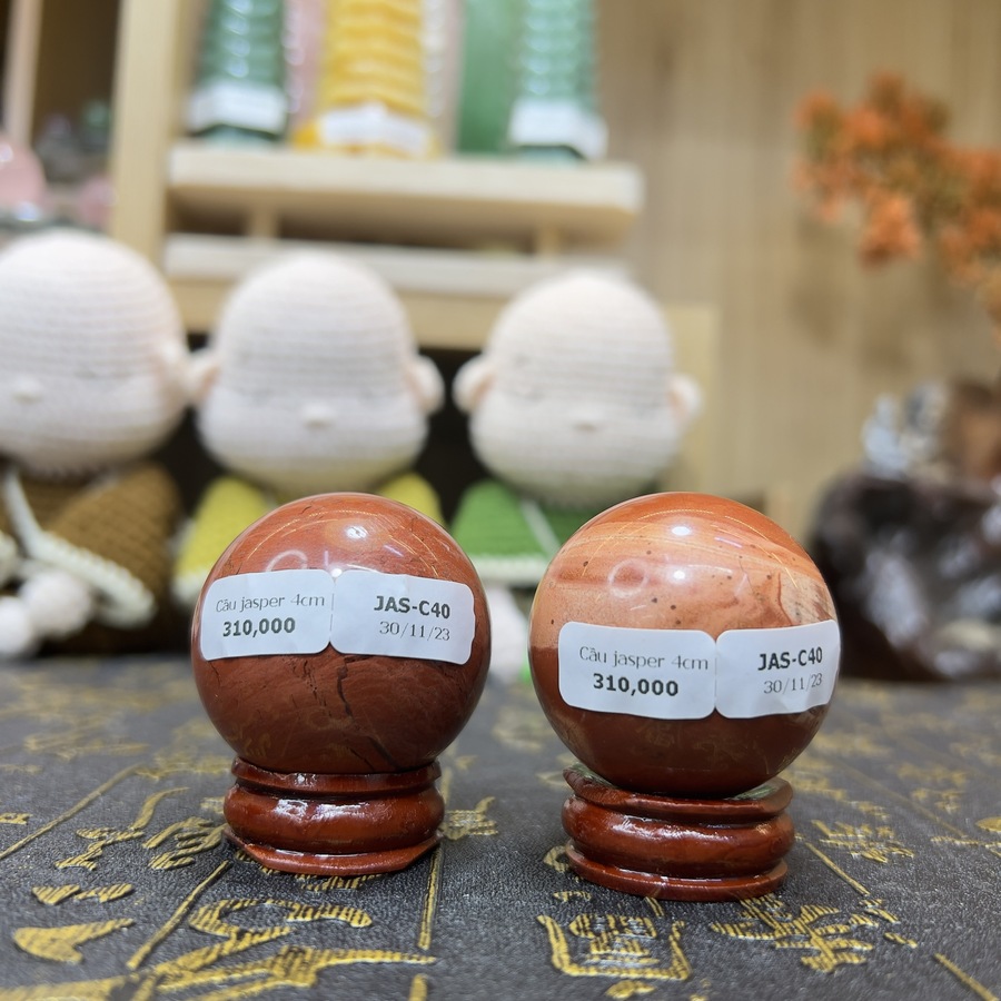 Quả Cầu Ngọc Bích (Jasper)