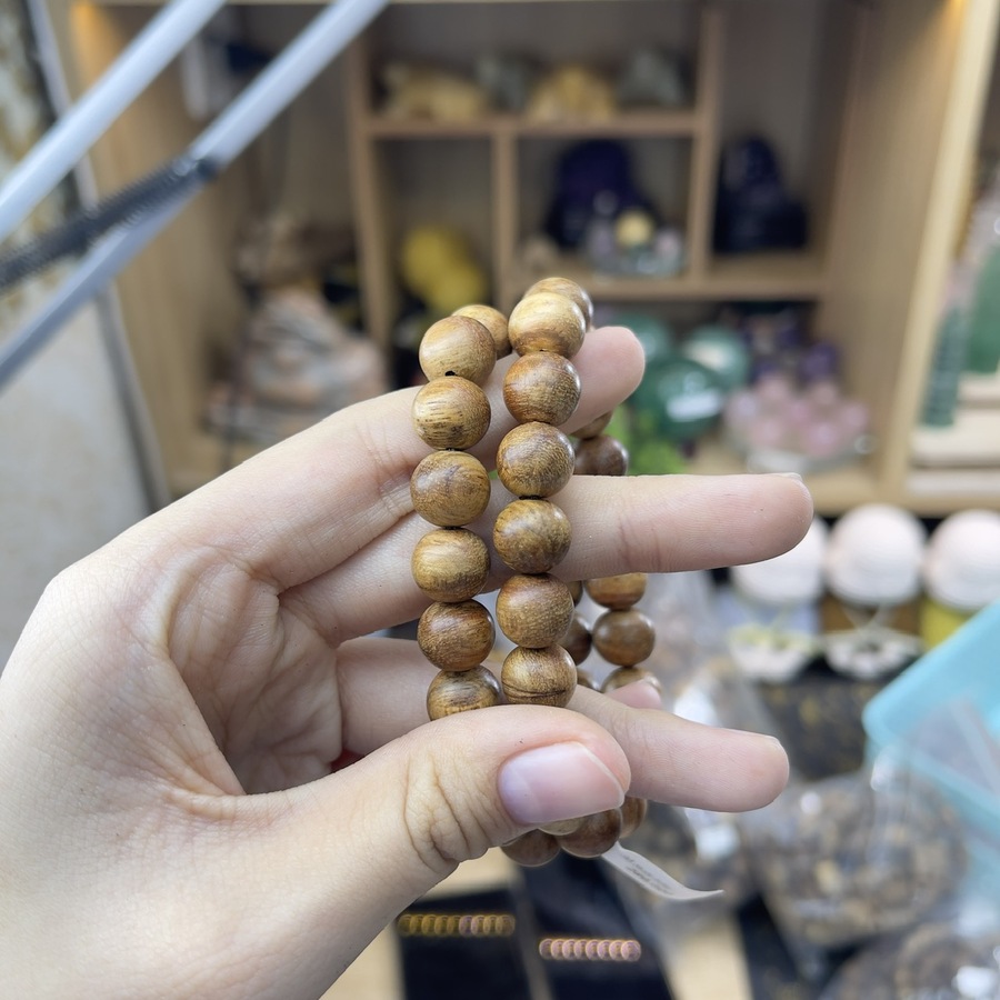 Chuỗi vòng tay gỗ sưa