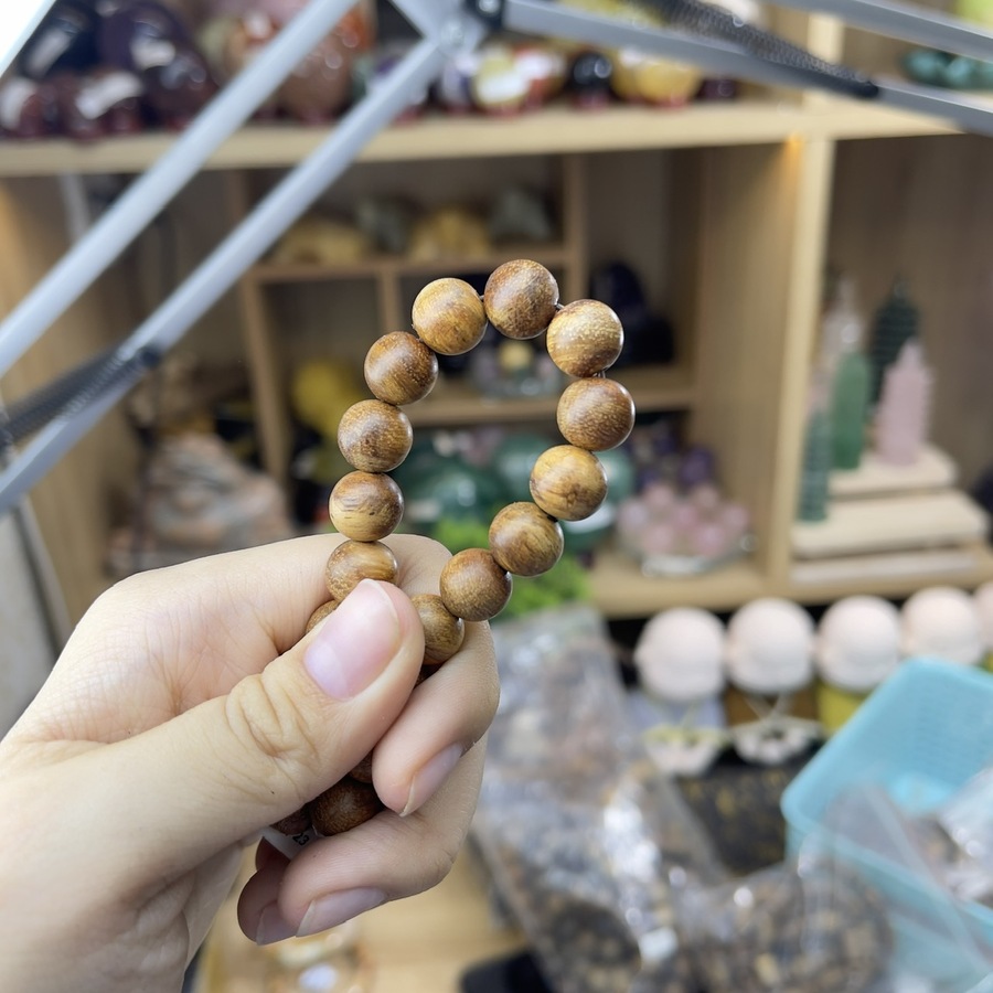 Chuỗi vòng tay gỗ sưa